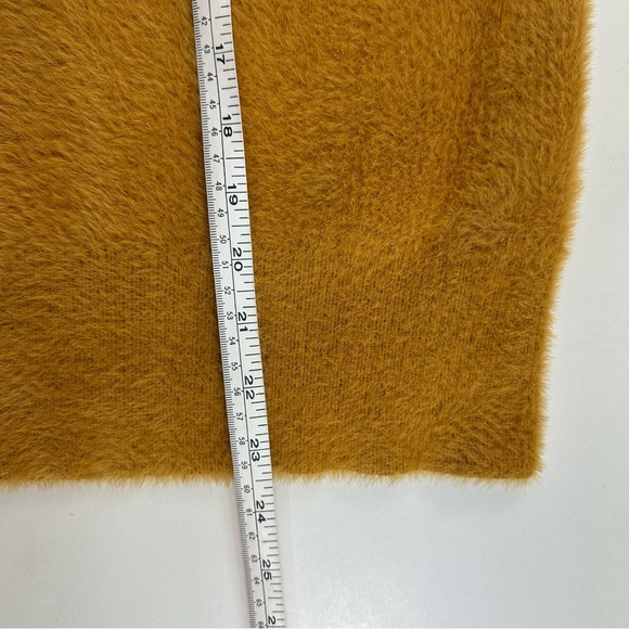 NWOT Bailey 44 Mustard Sleeveless Turtleneck Vest Sweater - Picture 6 of 7